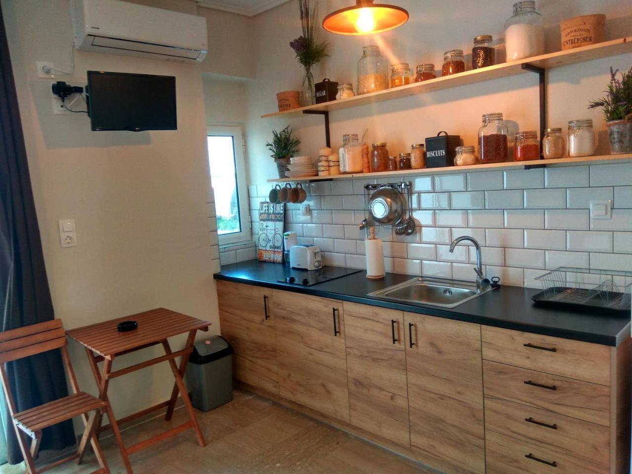 Lavender Apartment Kalamata Exterior photo
